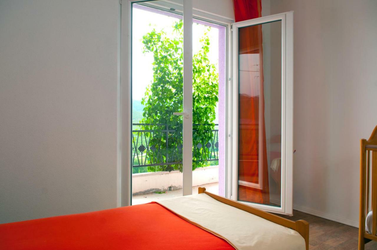 Blato na Cetini Apartment Kraljevic מראה חיצוני תמונה