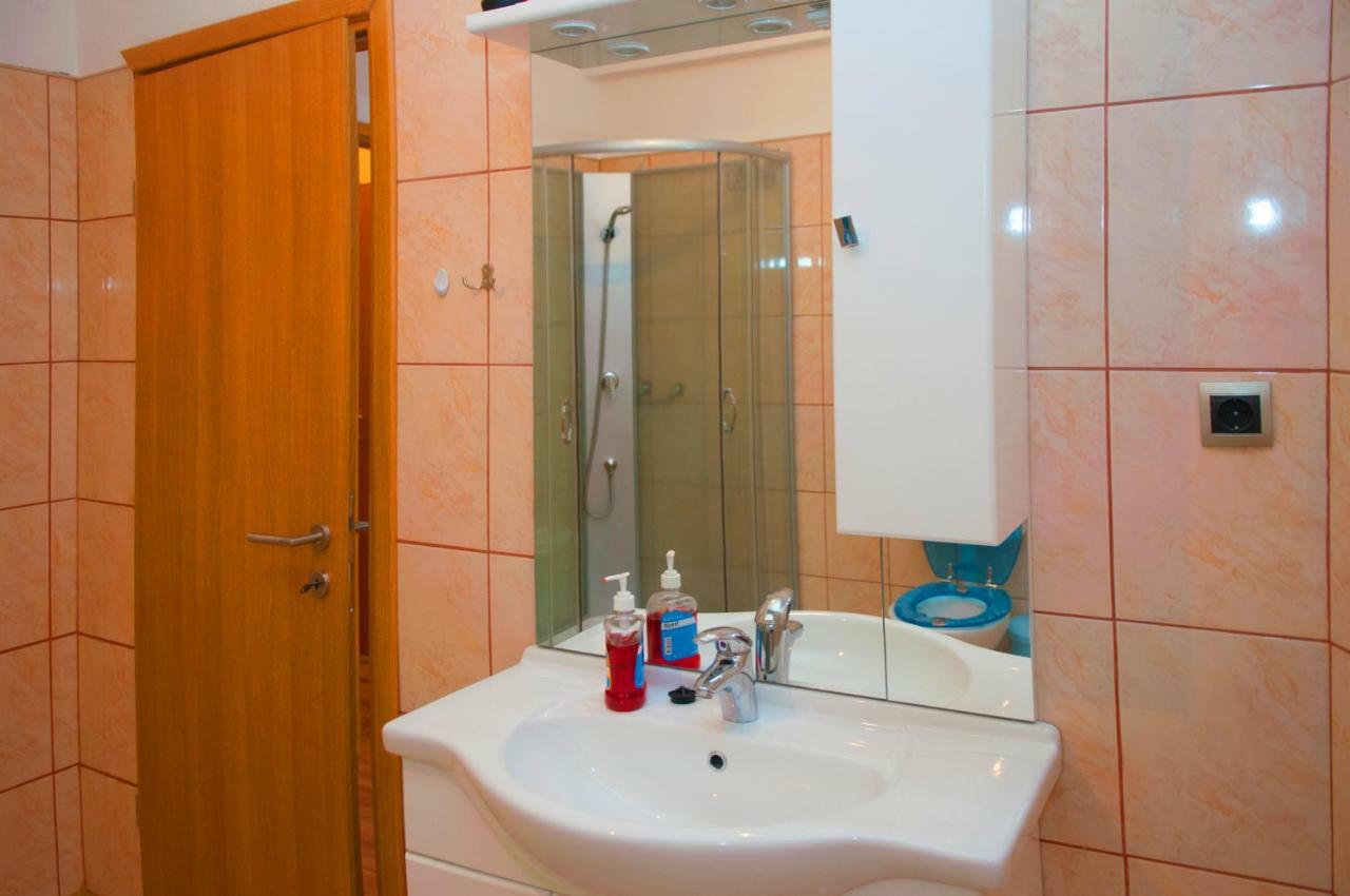 Blato na Cetini Apartment Kraljevic מראה חיצוני תמונה